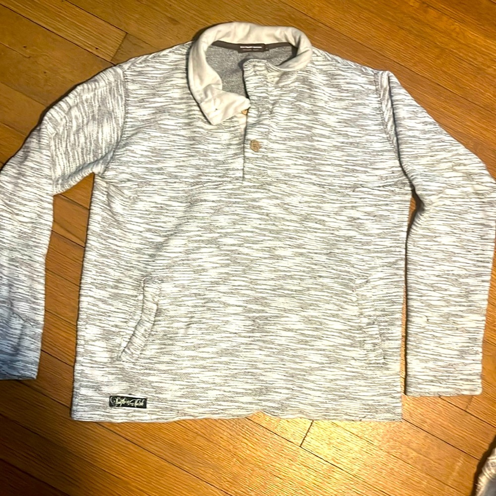 Southern marsh pullover